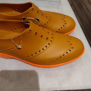BIION OXFORDS WINGTIPS GOLF SHOES. 5 M 7 W